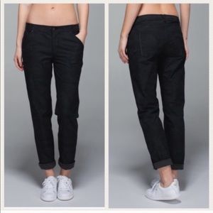 Lululemon day trip boyfriend pants